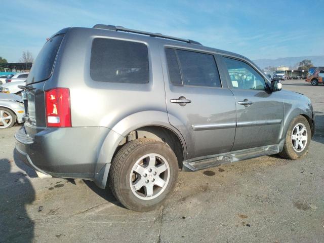 Photo 2 VIN: 5FNYF4H96BB048909 - HONDA PILOT TOUR 