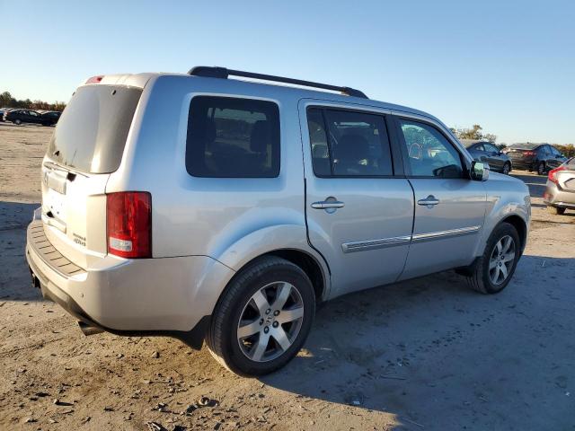 Photo 2 VIN: 5FNYF4H96FB016211 - HONDA PILOT TOUR 