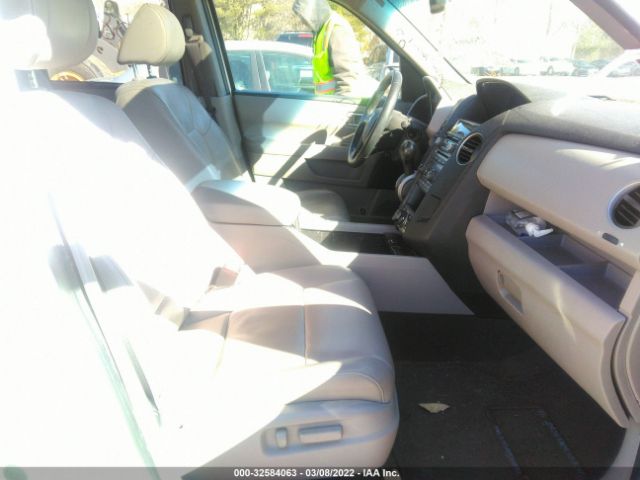 Photo 4 VIN: 5FNYF4H97FB010272 - HONDA PILOT 