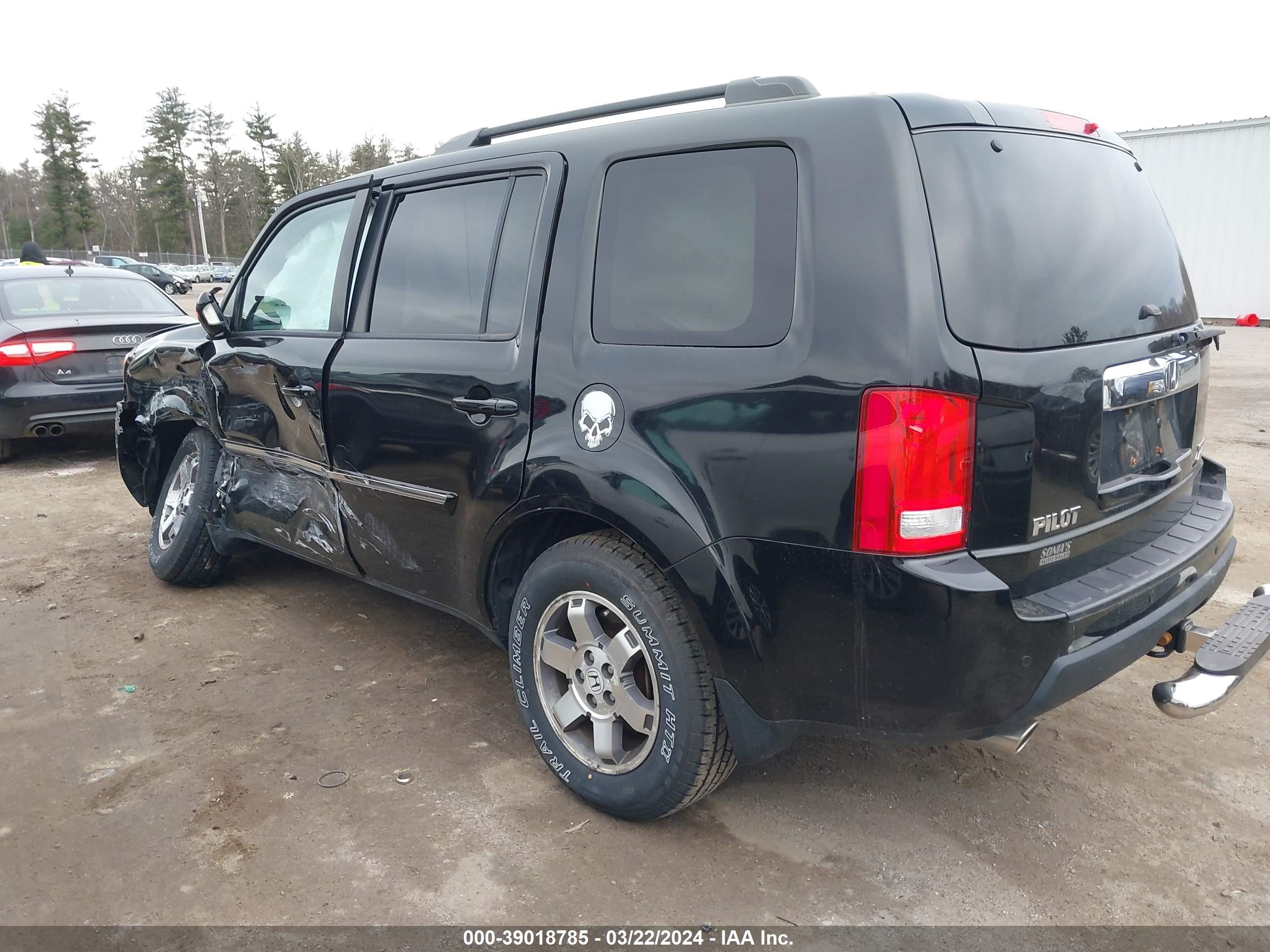 Photo 2 VIN: 5FNYF4H98BB080969 - HONDA PILOT 