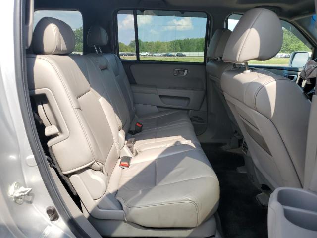 Photo 10 VIN: 5FNYF4H99BB100579 - HONDA PILOT TOUR 