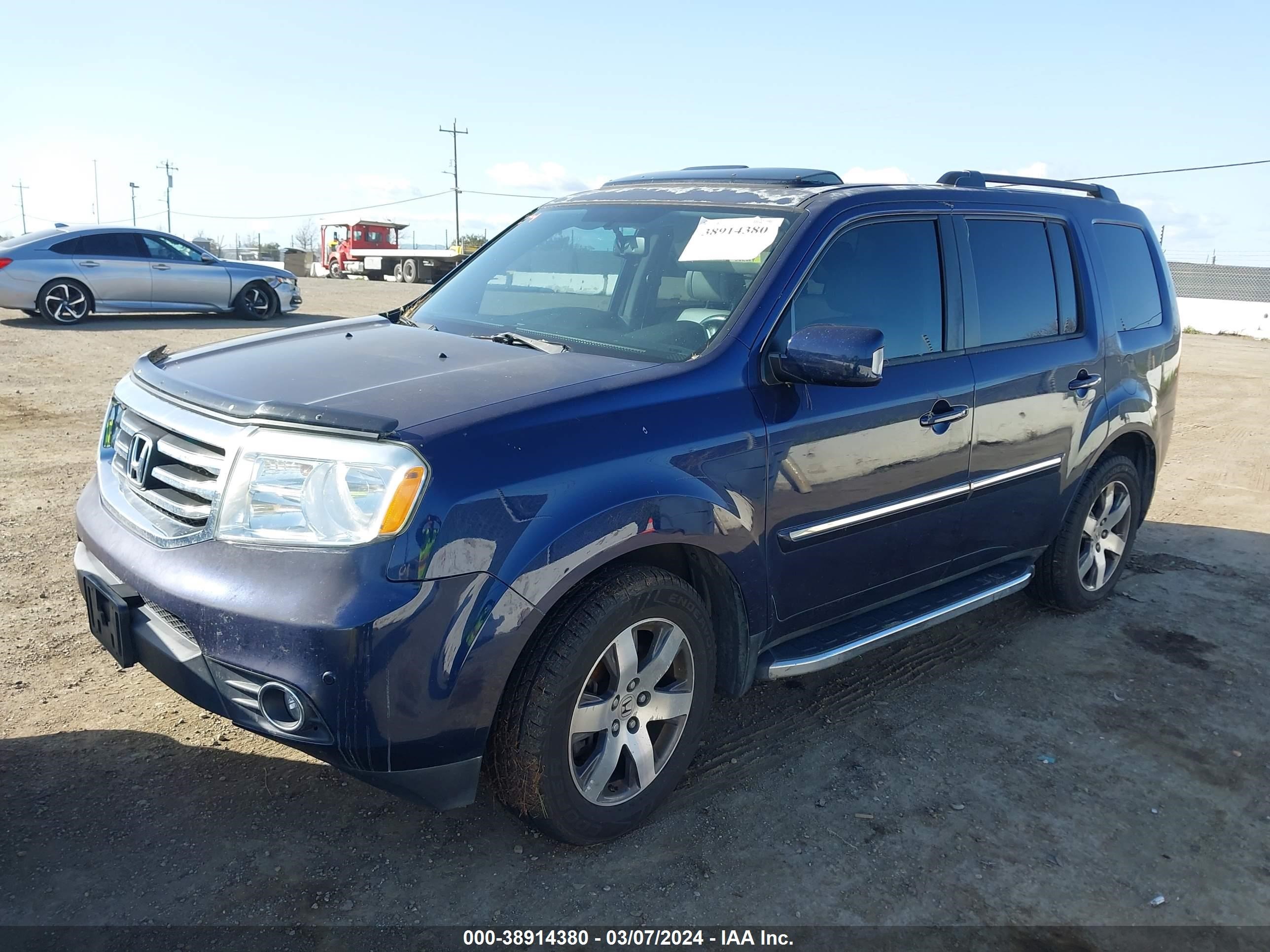 Photo 1 VIN: 5FNYF4H99DB007838 - HONDA PILOT 