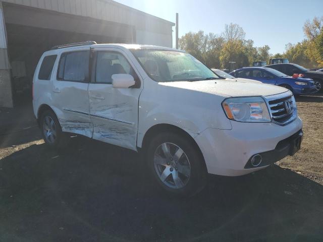 Photo 3 VIN: 5FNYF4H99FB040650 - HONDA PILOT TOUR 