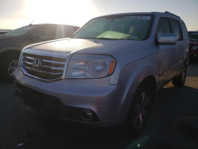 Photo 1 VIN: 5FNYF4H99FB055536 - HONDA PILOT TOUR 