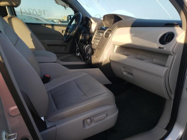 Photo 4 VIN: 5FNYF4H99FB055536 - HONDA PILOT TOUR 