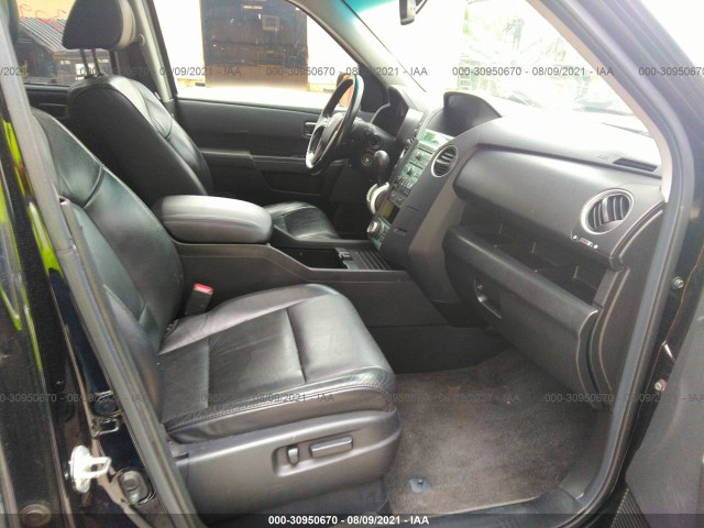 Photo 4 VIN: 5FNYF4H9XAB030542 - HONDA PILOT 