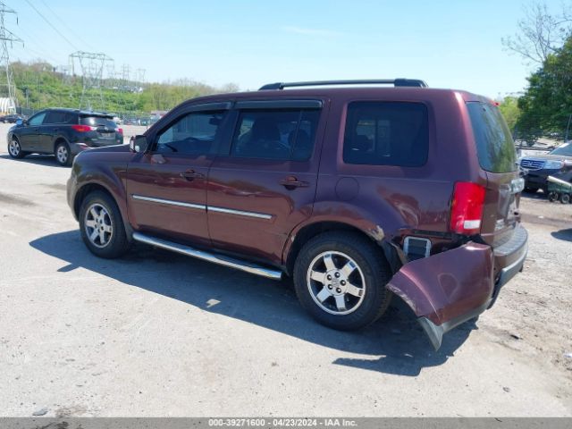 Photo 2 VIN: 5FNYF4H9XBB065261 - HONDA PILOT 