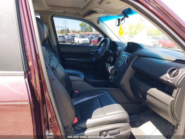 Photo 4 VIN: 5FNYF4H9XBB065261 - HONDA PILOT 