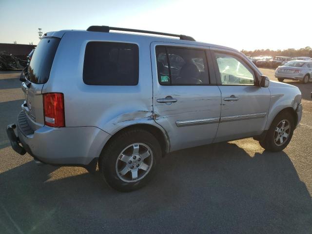 Photo 2 VIN: 5FNYF4H9XBB101711 - HONDA PILOT 