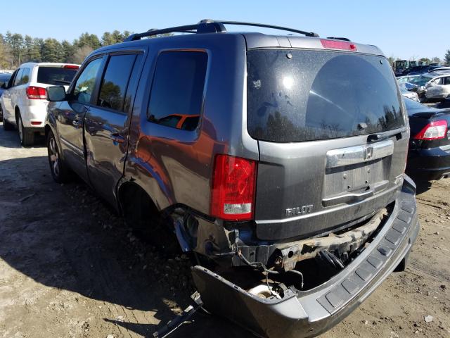 Photo 2 VIN: 5FNYF4H9XCB067139 - HONDA PILOT TOUR 