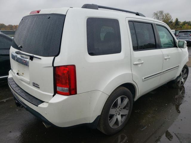 Photo 3 VIN: 5FNYF4H9XCB086709 - HONDA PILOT TOUR 