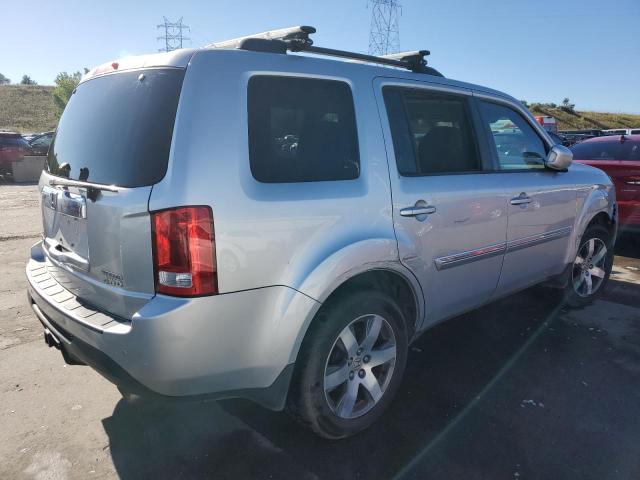 Photo 2 VIN: 5FNYF4H9XDB039651 - HONDA PILOT TOUR 