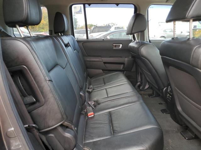 Photo 5 VIN: 5FNYF4H9XDB046664 - HONDA PILOT TOUR 