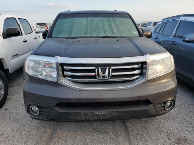 Photo 4 VIN: 5FNYF4H9XDB058149 - HONDA PILOT TOUR 