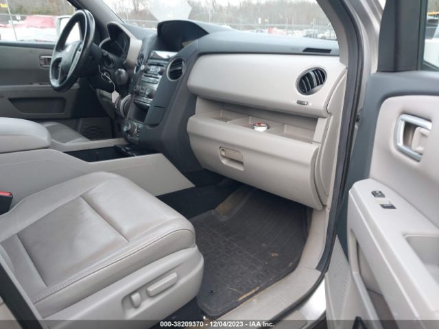 Photo 4 VIN: 5FNYF4H9XEB011950 - HONDA PILOT 