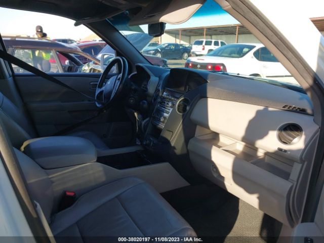 Photo 4 VIN: 5FNYF4H9XEB014296 - HONDA PILOT 