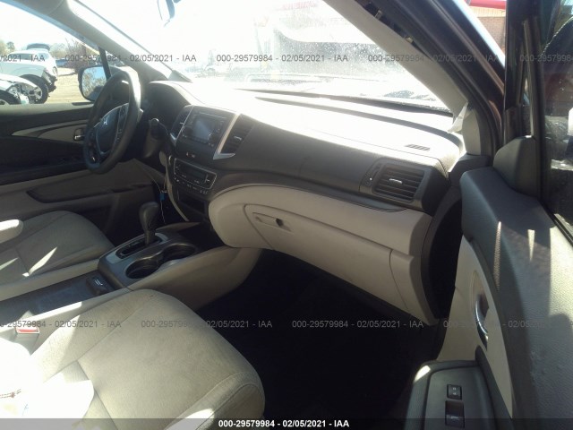 Photo 4 VIN: 5FNYF5H16HB007947 - HONDA PILOT 