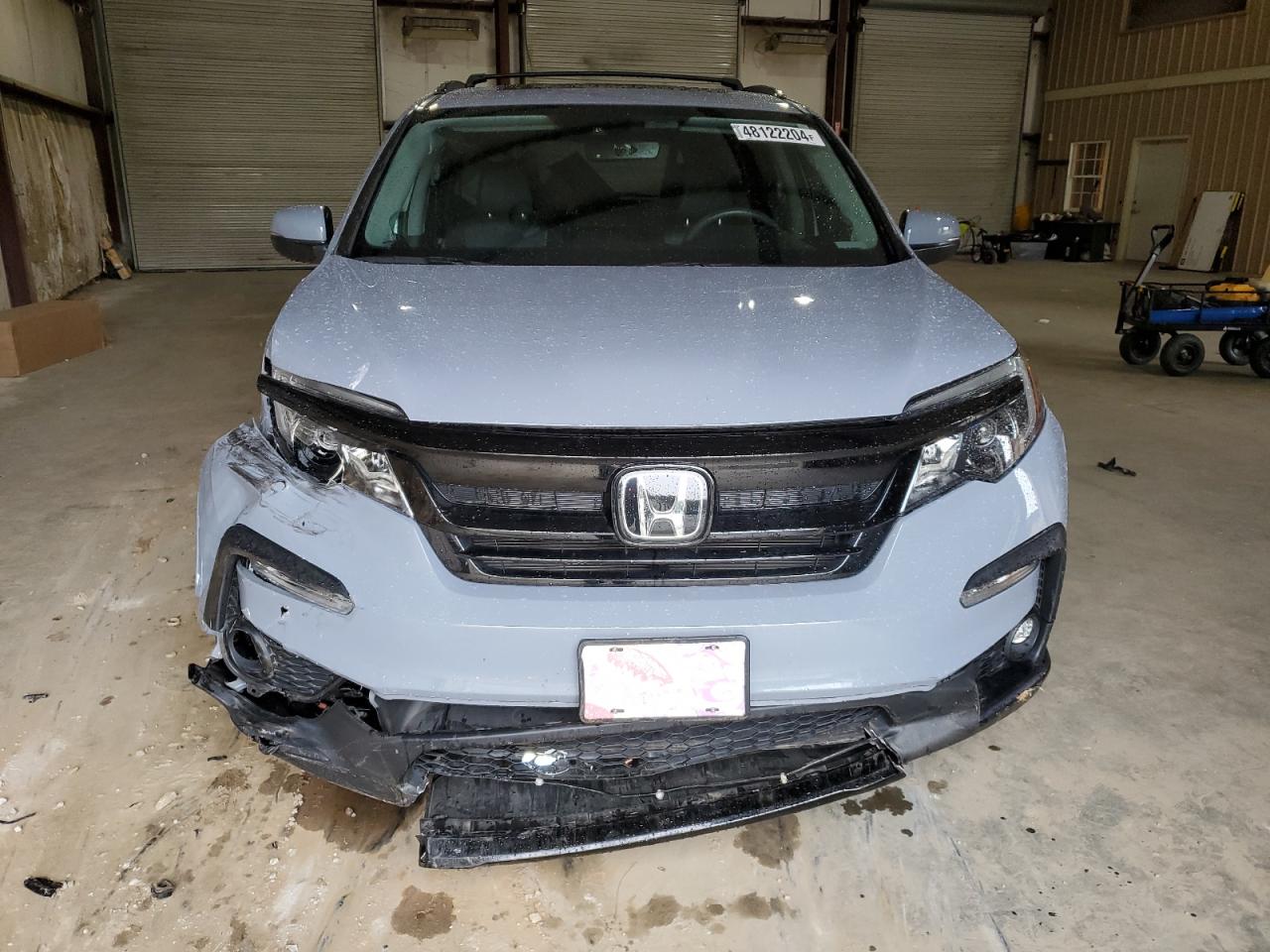 Photo 4 VIN: 5FNYF5H25NB027501 - HONDA PILOT 