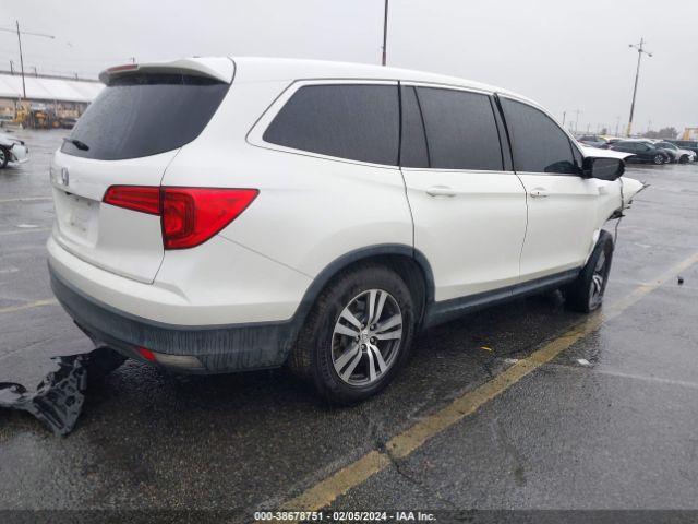 Photo 3 VIN: 5FNYF5H31JB032455 - HONDA PILOT 