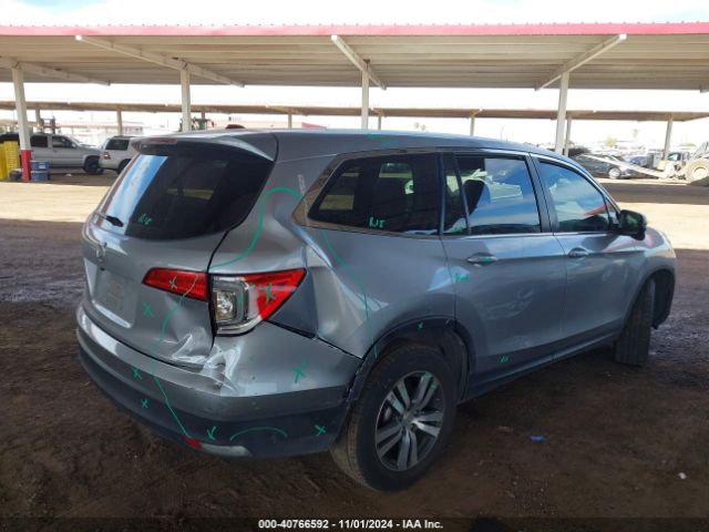 Photo 3 VIN: 5FNYF5H32HB035570 - HONDA PILOT 