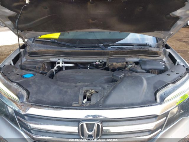 Photo 9 VIN: 5FNYF5H32HB035570 - HONDA PILOT 