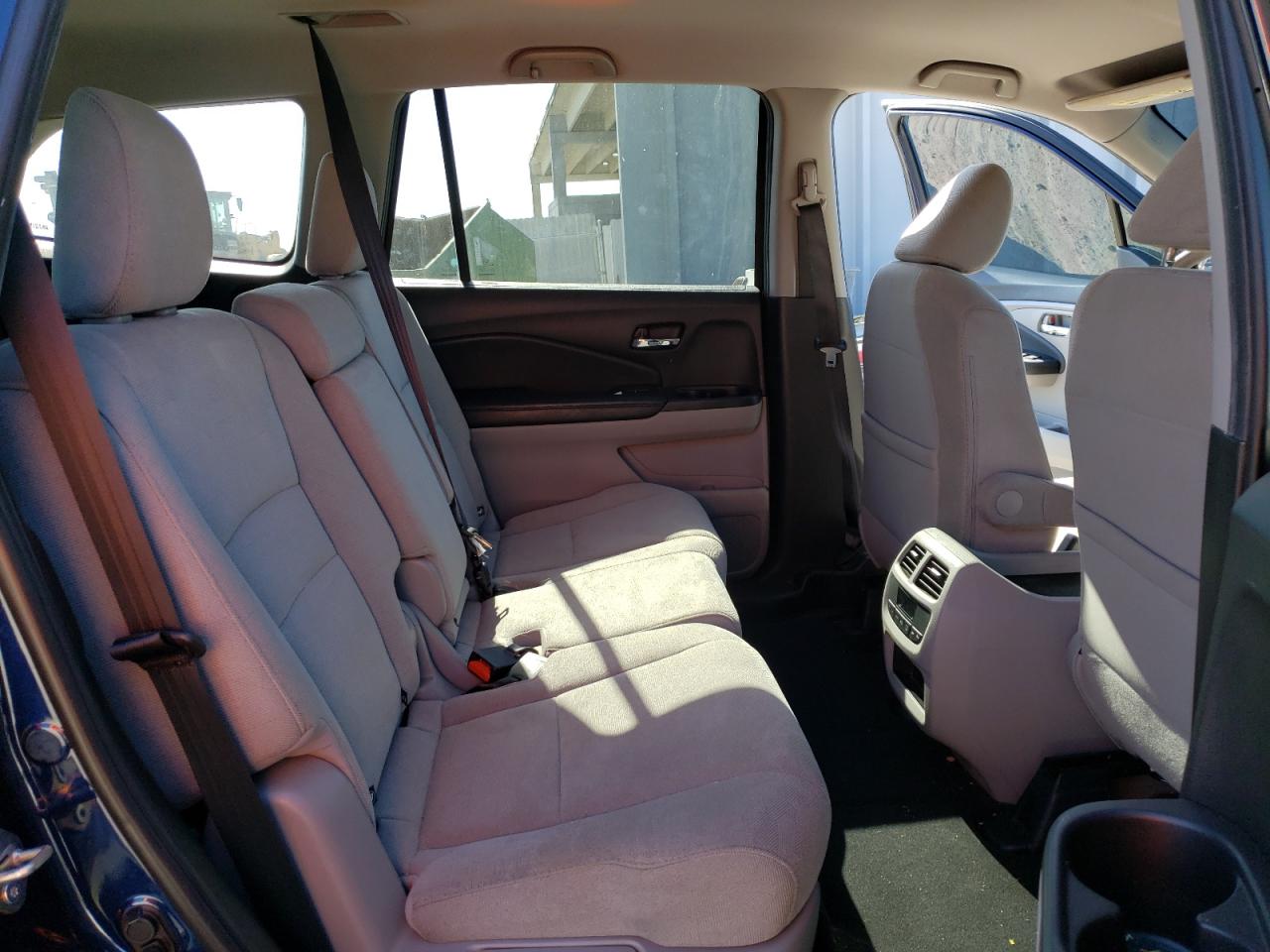 Photo 10 VIN: 5FNYF5H32LB009138 - HONDA PILOT 