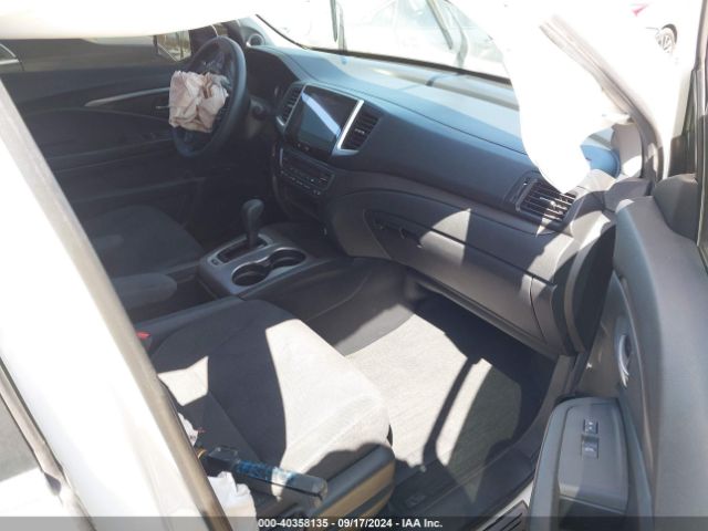 Photo 4 VIN: 5FNYF5H35JB003783 - HONDA PILOT 