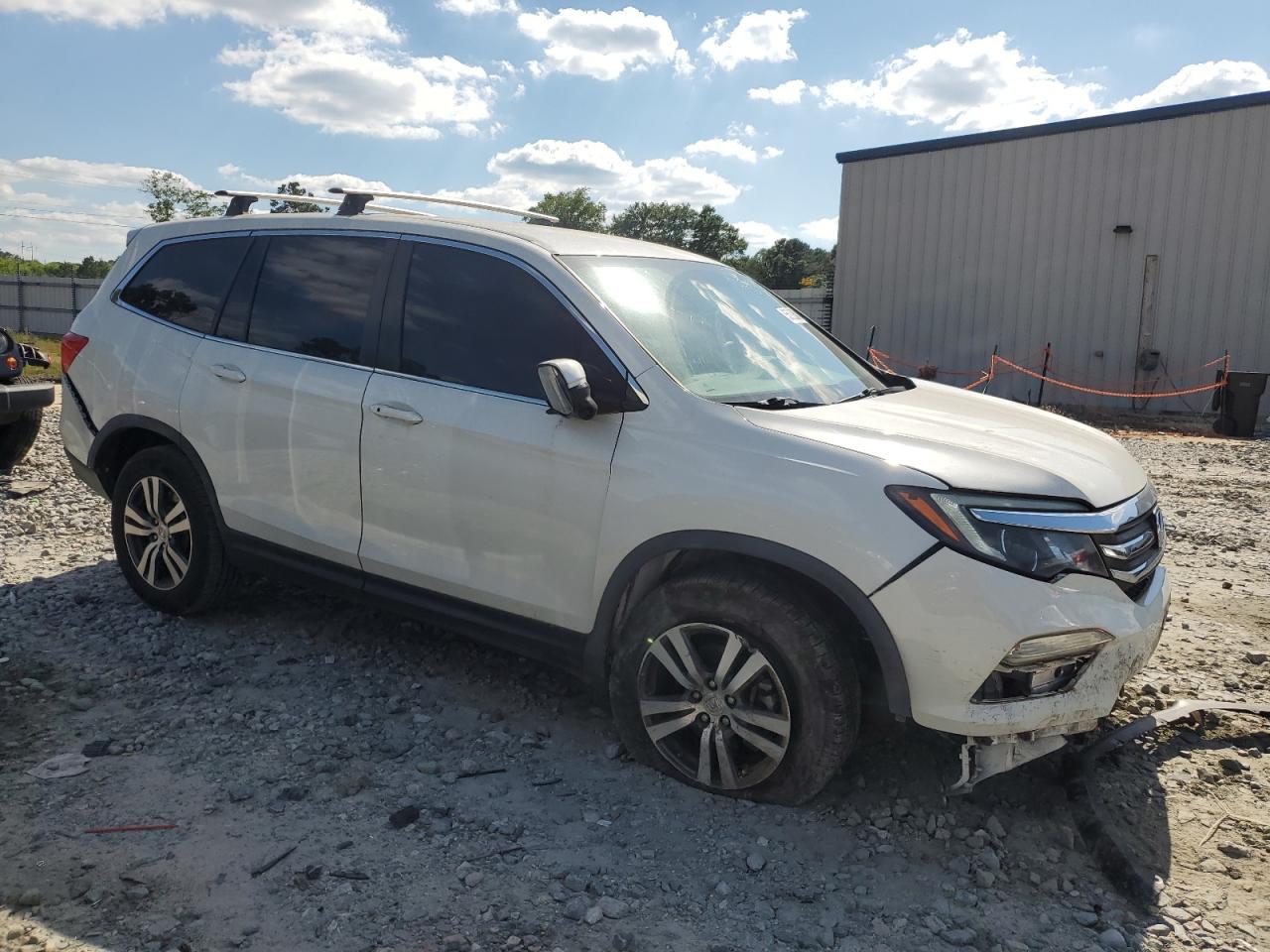 Photo 3 VIN: 5FNYF5H36HB034566 - HONDA PILOT 