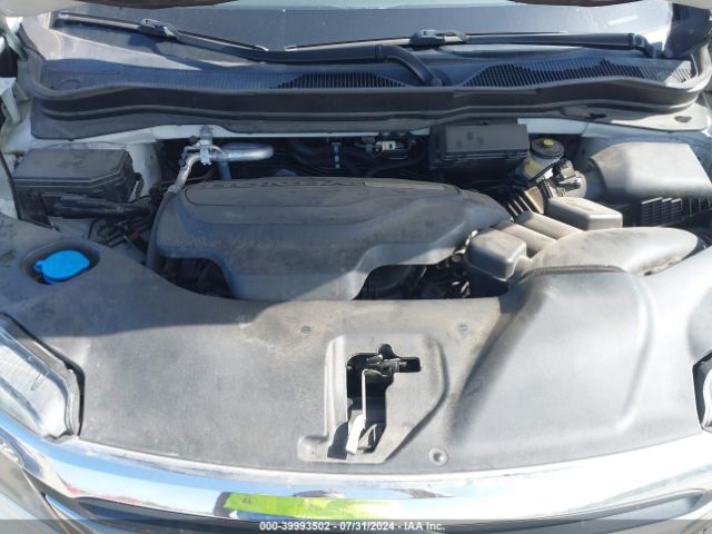 Photo 9 VIN: 5FNYF5H36JB016879 - HONDA PILOT 