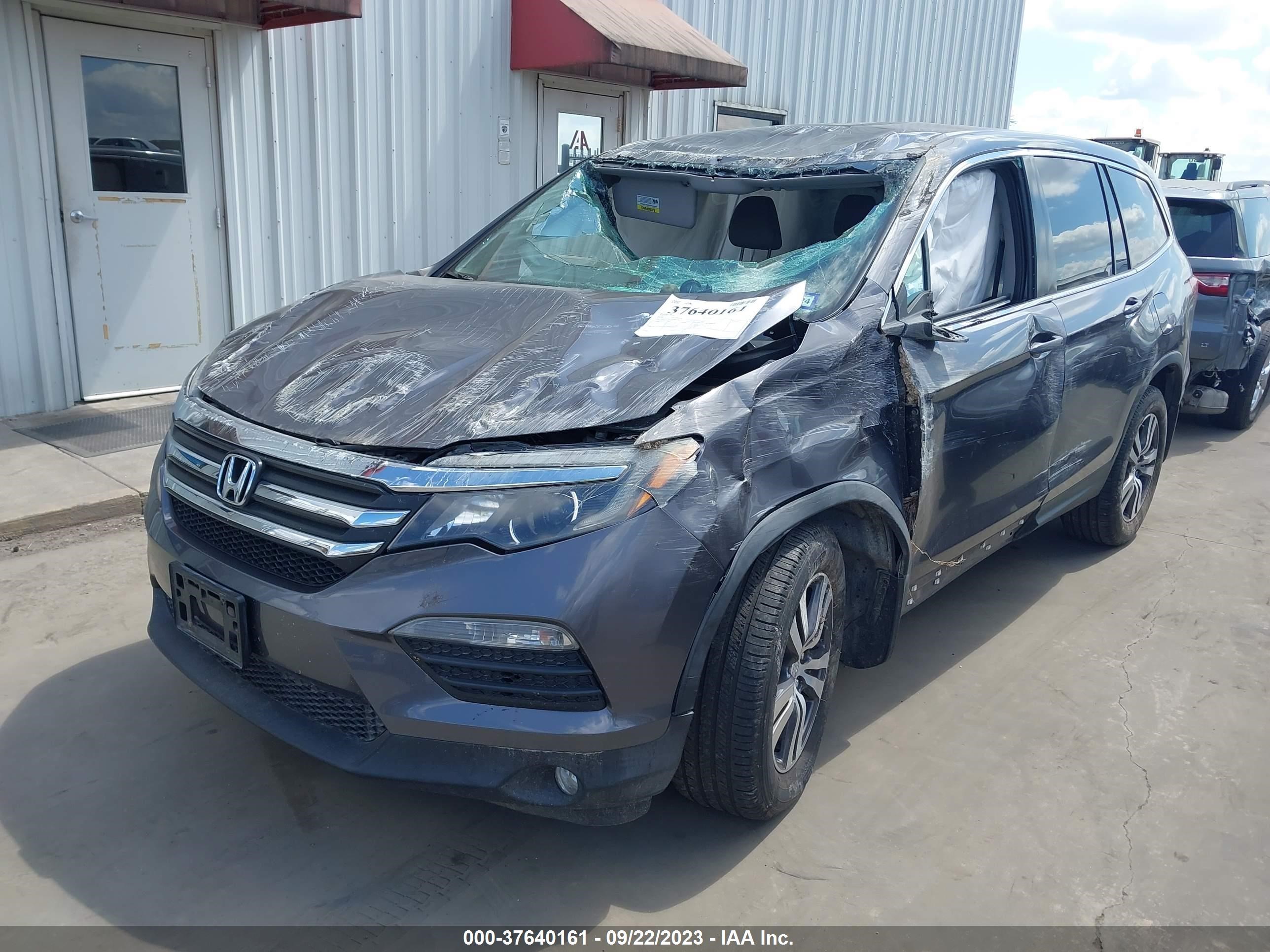 Photo 1 VIN: 5FNYF5H39GB019042 - HONDA PILOT 