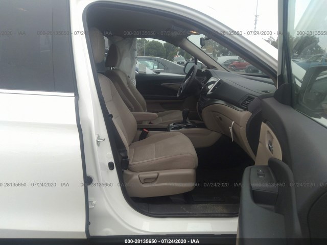 Photo 4 VIN: 5FNYF5H39JB030243 - HONDA PILOT 