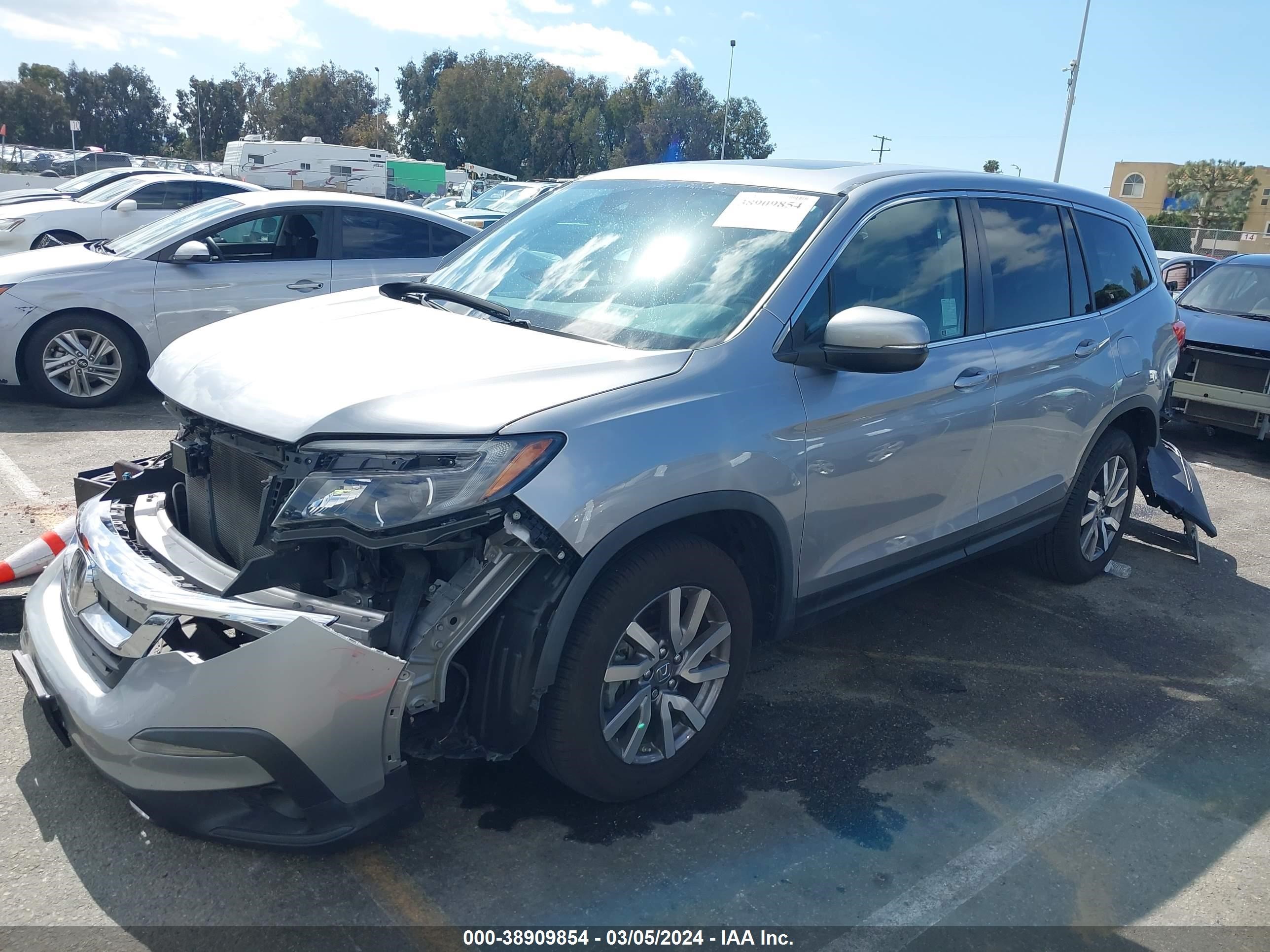 Photo 1 VIN: 5FNYF5H50LB010399 - HONDA PILOT 