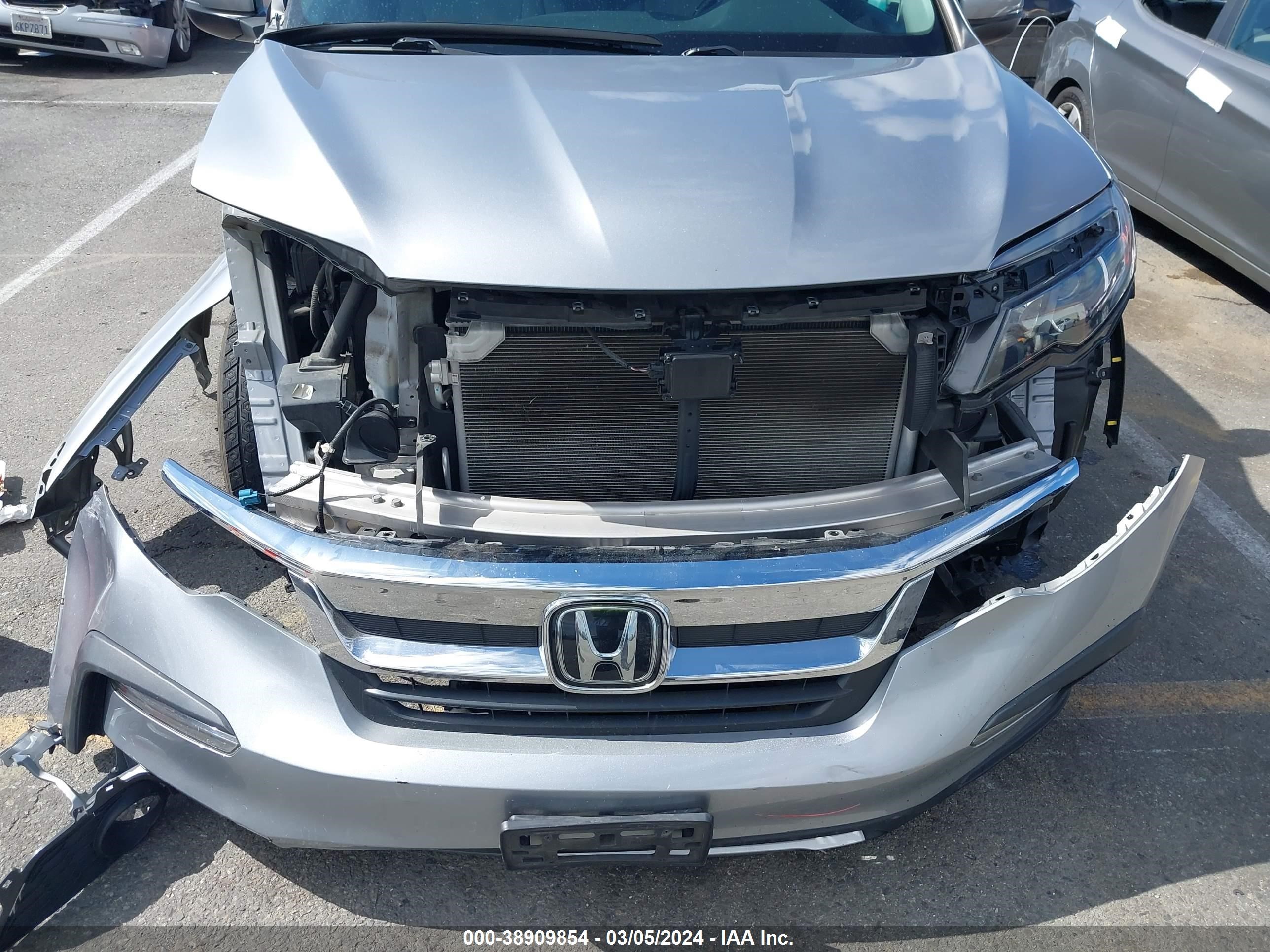 Photo 11 VIN: 5FNYF5H50LB010399 - HONDA PILOT 