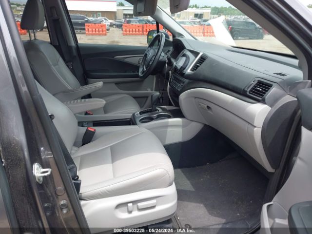 Photo 4 VIN: 5FNYF5H53JB000477 - HONDA PILOT 