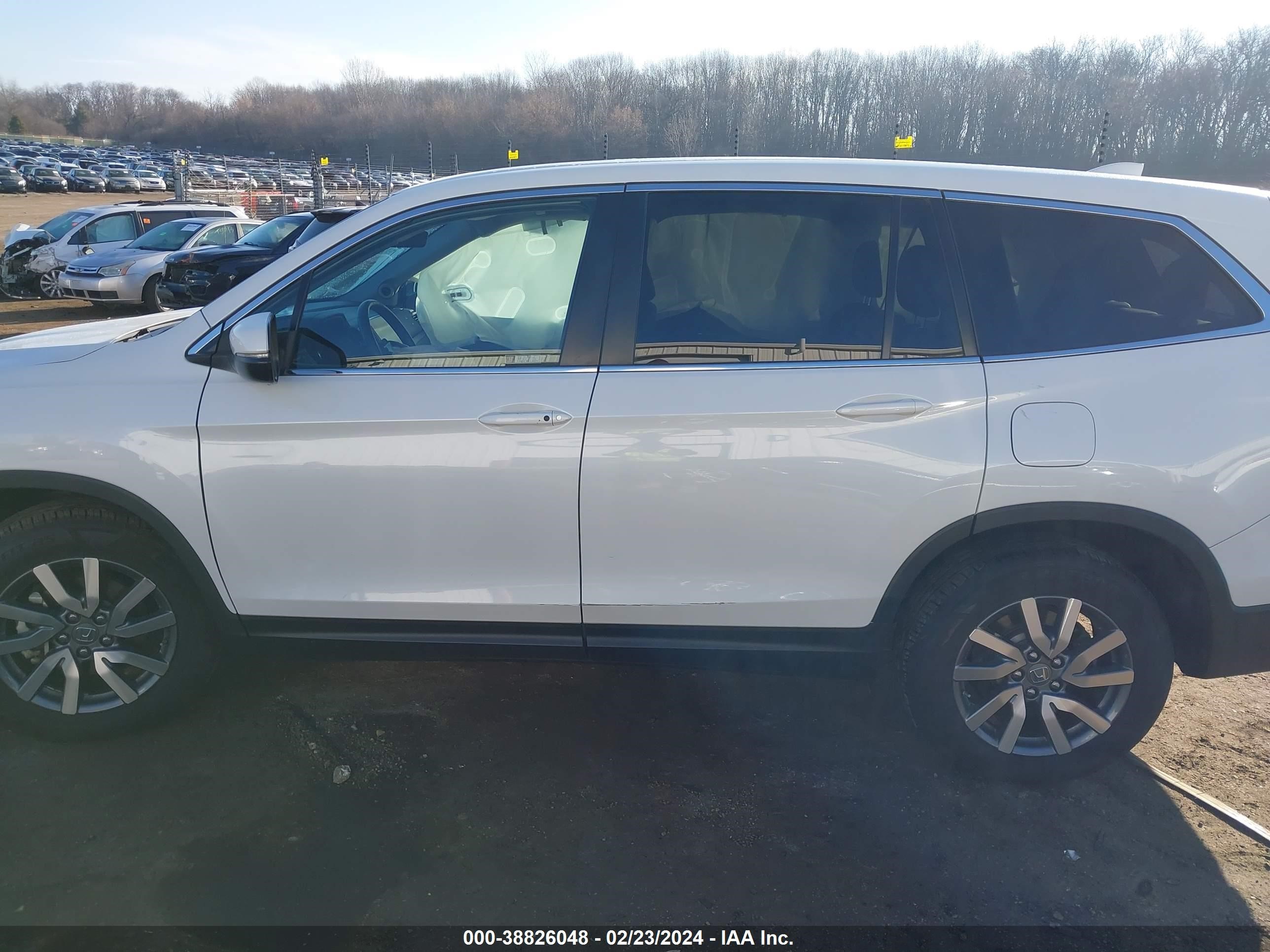 Photo 13 VIN: 5FNYF5H53MB025688 - HONDA PILOT 