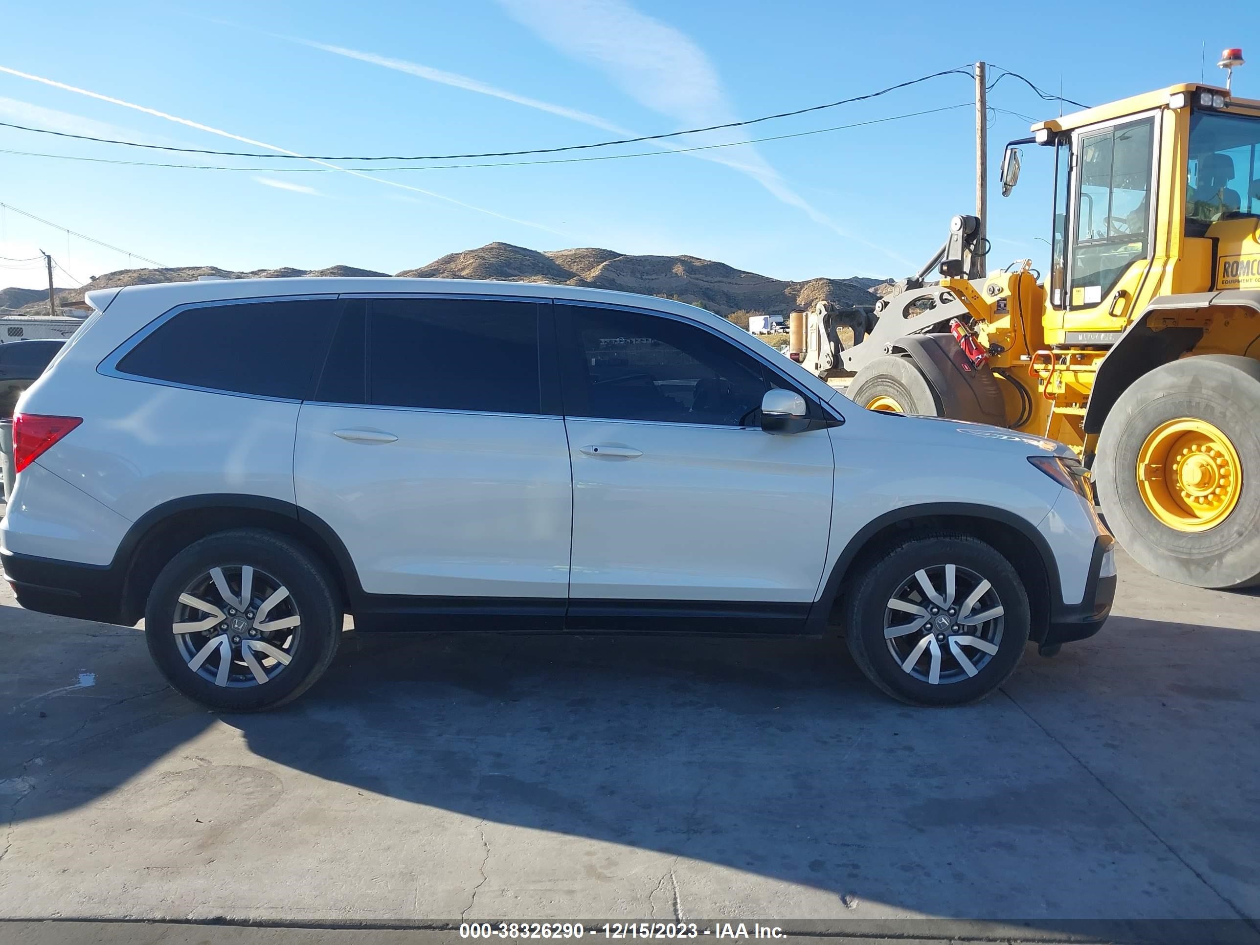 Photo 13 VIN: 5FNYF5H54NB002129 - HONDA PILOT 