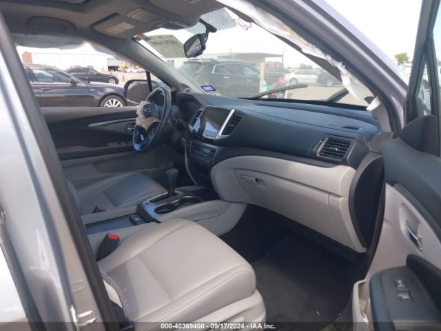 Photo 4 VIN: 5FNYF5H56HB041664 - HONDA PILOT 