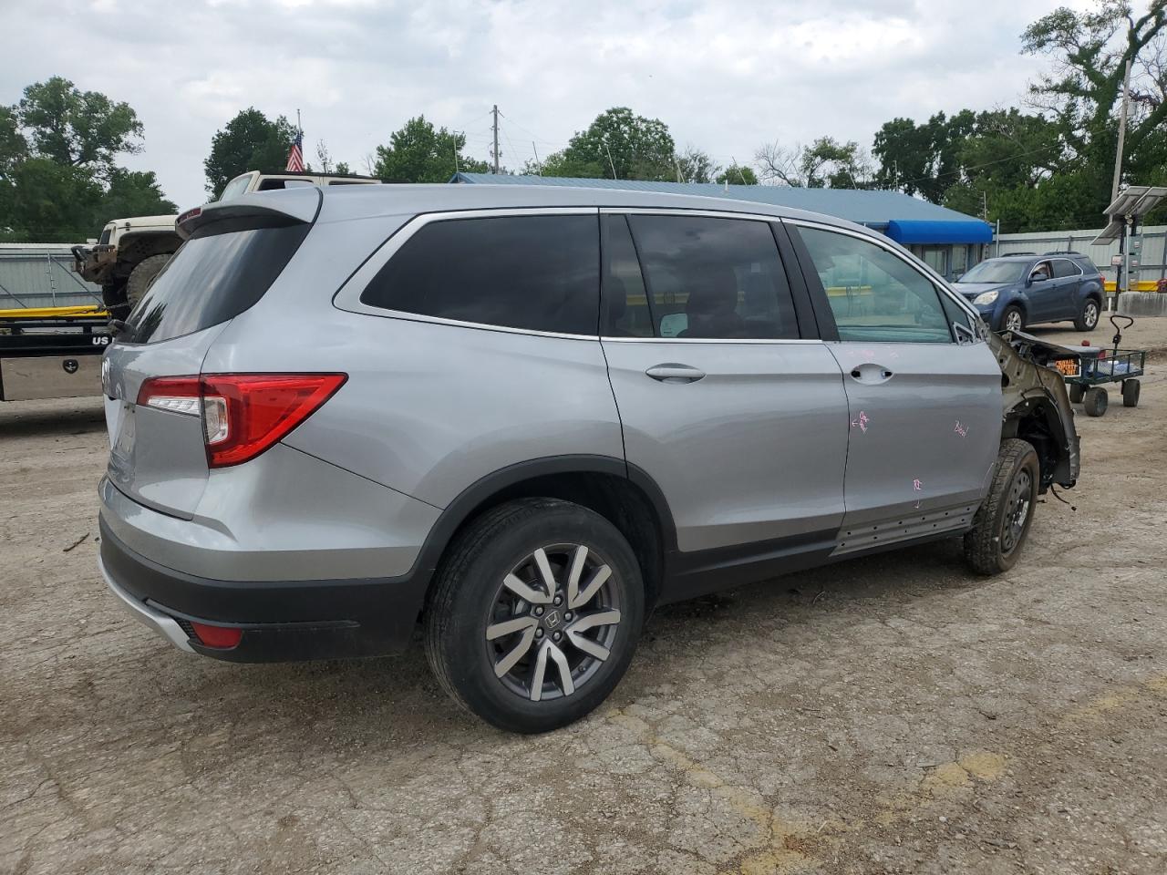 Photo 2 VIN: 5FNYF5H58LB013549 - HONDA PILOT 