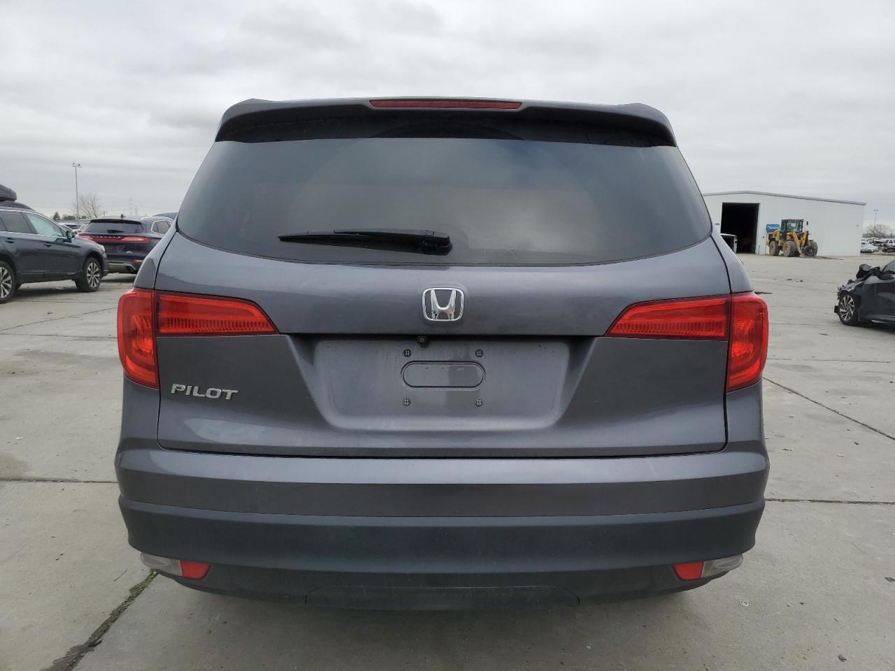 Photo 5 VIN: 5FNYF5H59HB040556 - HONDA PILOT 