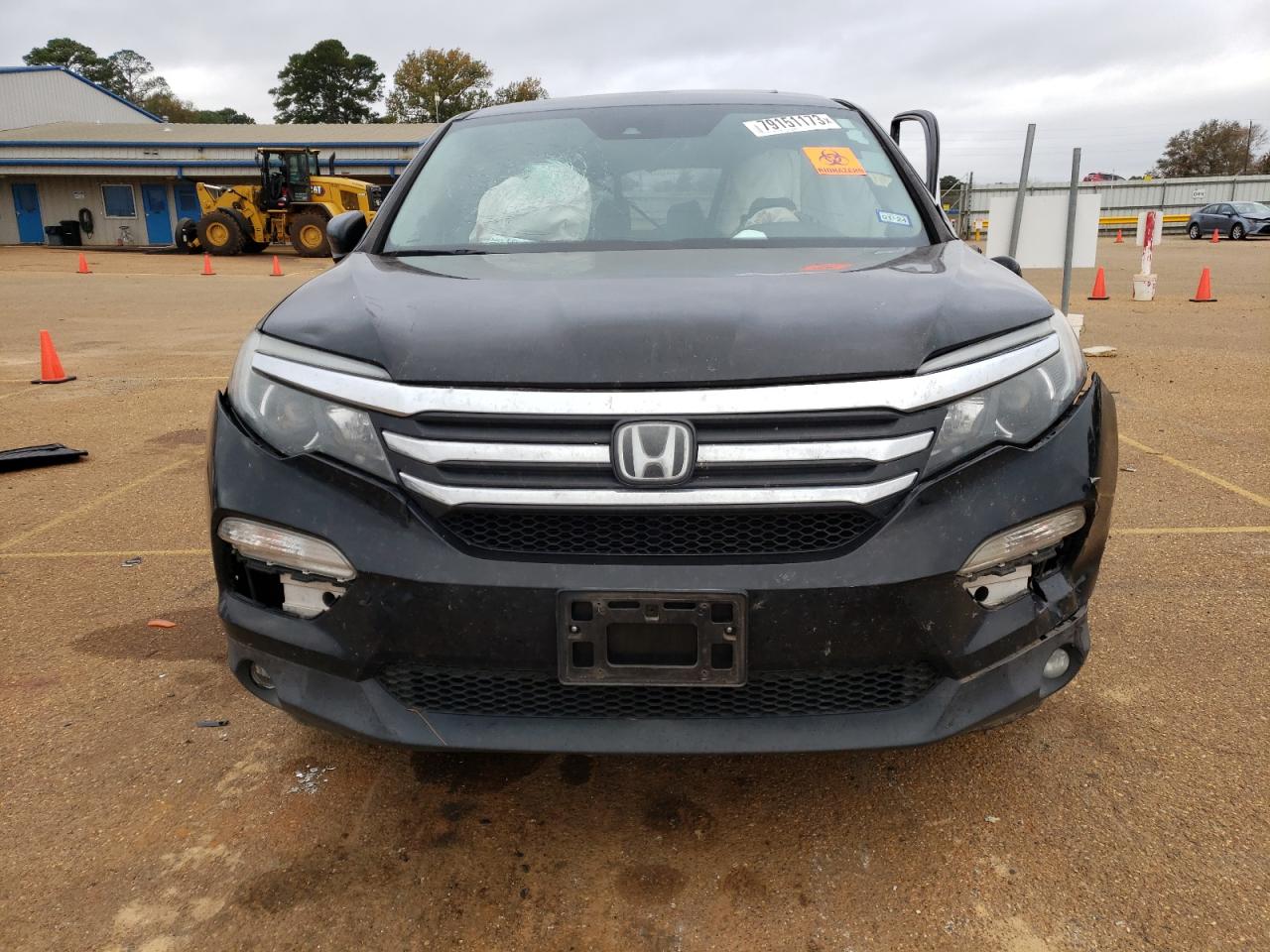 Photo 4 VIN: 5FNYF5H60GB053266 - HONDA PILOT 