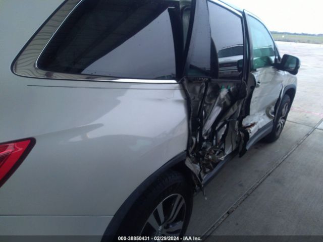 Photo 5 VIN: 5FNYF5H64HB021955 - HONDA PILOT 