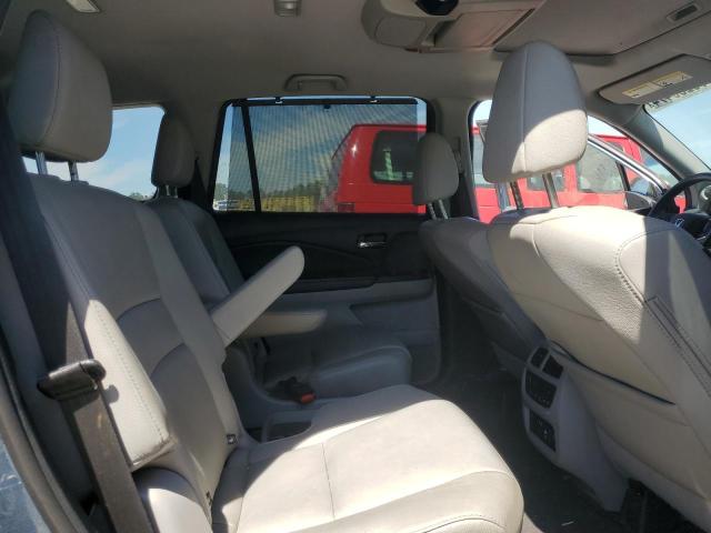 Photo 10 VIN: 5FNYF5H65KB004721 - HONDA PILOT TOUR 