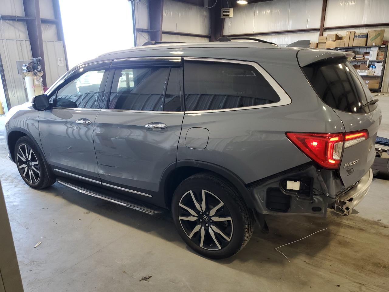 Photo 1 VIN: 5FNYF5H67NB023873 - HONDA PILOT 