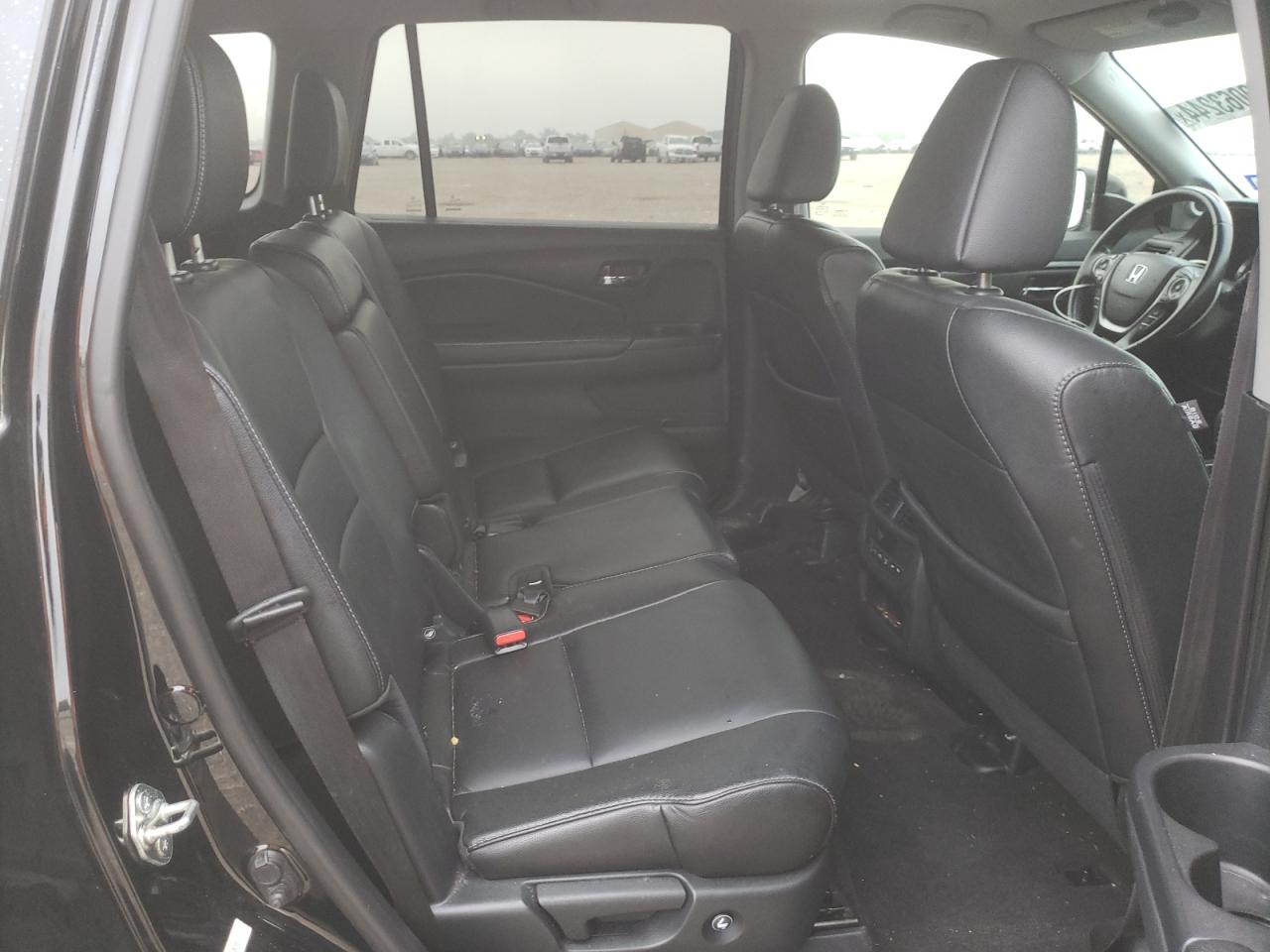 Photo 10 VIN: 5FNYF5H69GB055033 - HONDA PILOT 