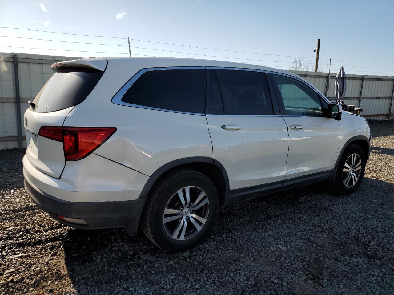 Photo 2 VIN: 5FNYF5H84GB022815 - HONDA PILOT 