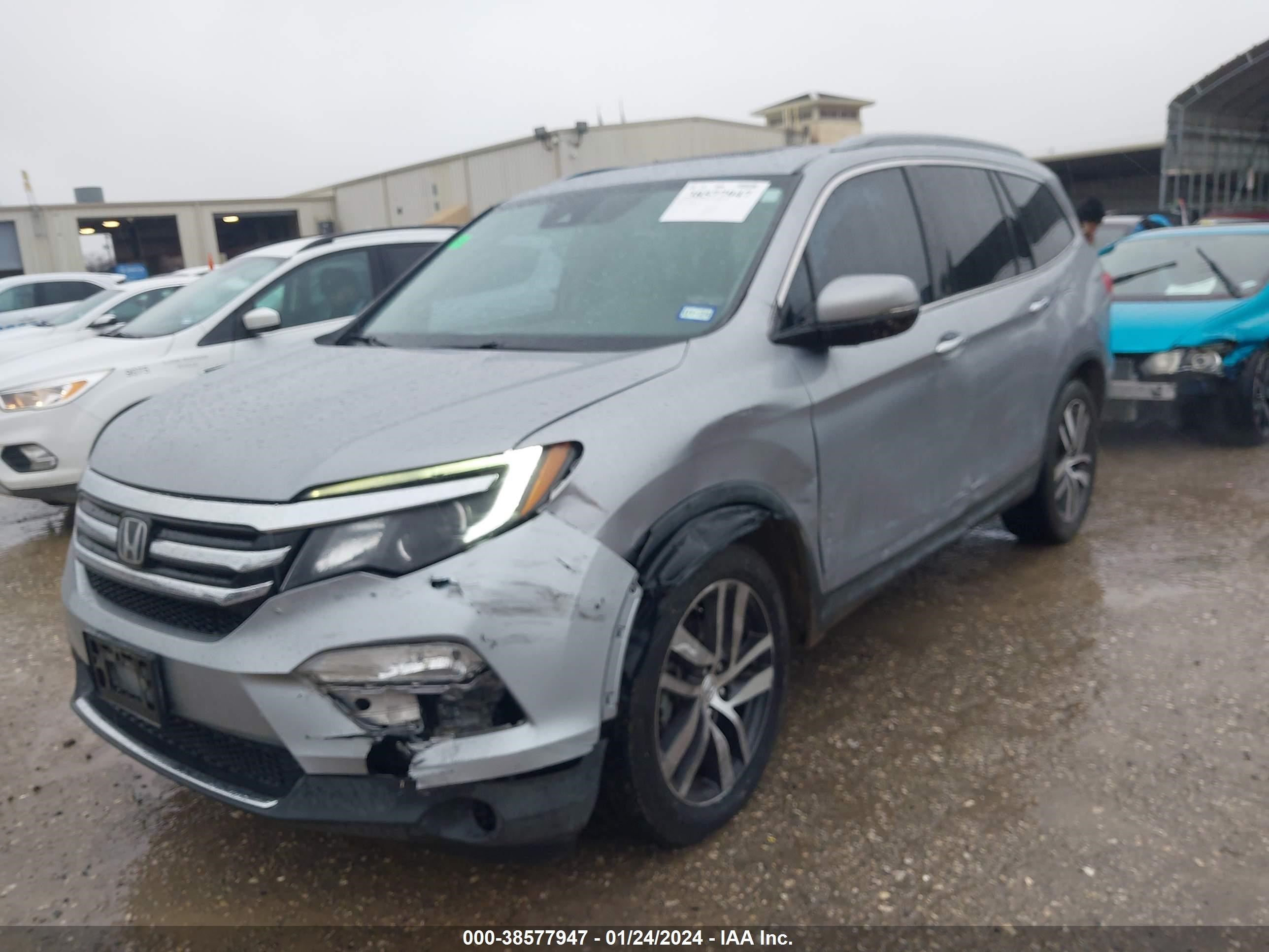 Photo 5 VIN: 5FNYF5H94HB028575 - HONDA PILOT 