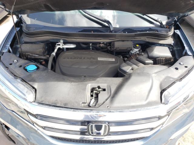 Photo 6 VIN: 5FNYF5H95HB009789 - HONDA PILOT TOUR 