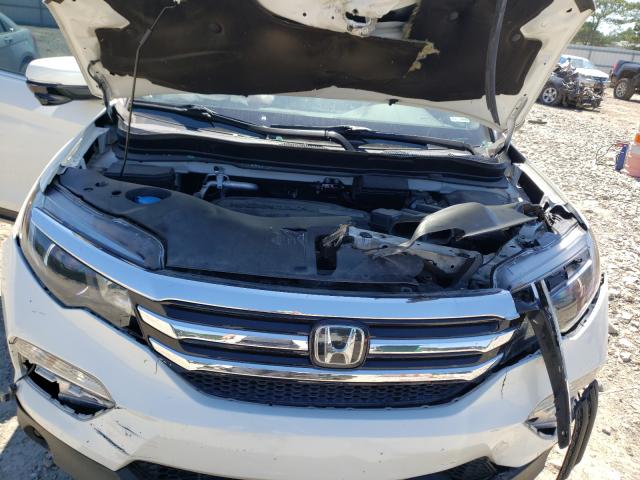 Photo 6 VIN: 5FNYF5H95HB029282 - HONDA PILOT TOUR 