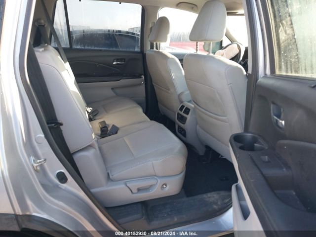 Photo 7 VIN: 5FNYF5H95JB018109 - HONDA PILOT 