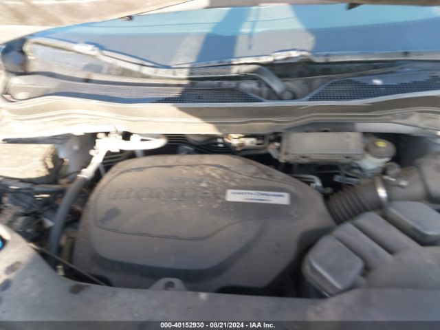 Photo 9 VIN: 5FNYF5H95JB018109 - HONDA PILOT 